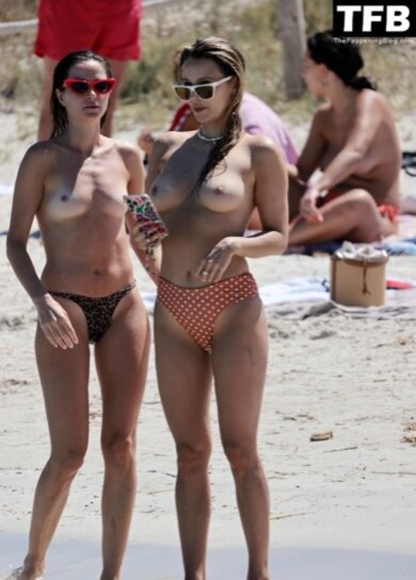 Sophie Hermann ポルノモデル ギャラリー