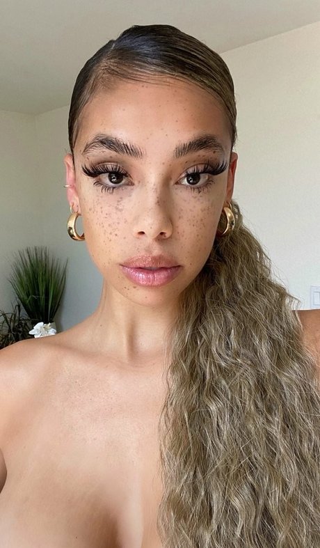 Alysse Joyner 無料のポルノスター 画像