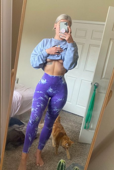 Lilveganslut_ HDモデル 画像