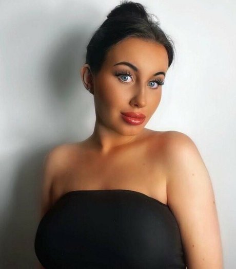 毛深いアジア人オンリーファンズ 無料xxx 画像