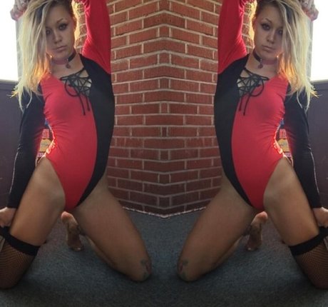 Synystershwee ポルノスター ギャラリー