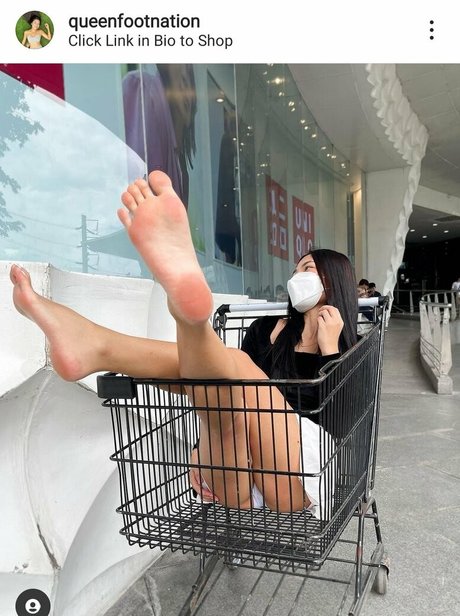 Alisa Phud 完璧なスター 写真