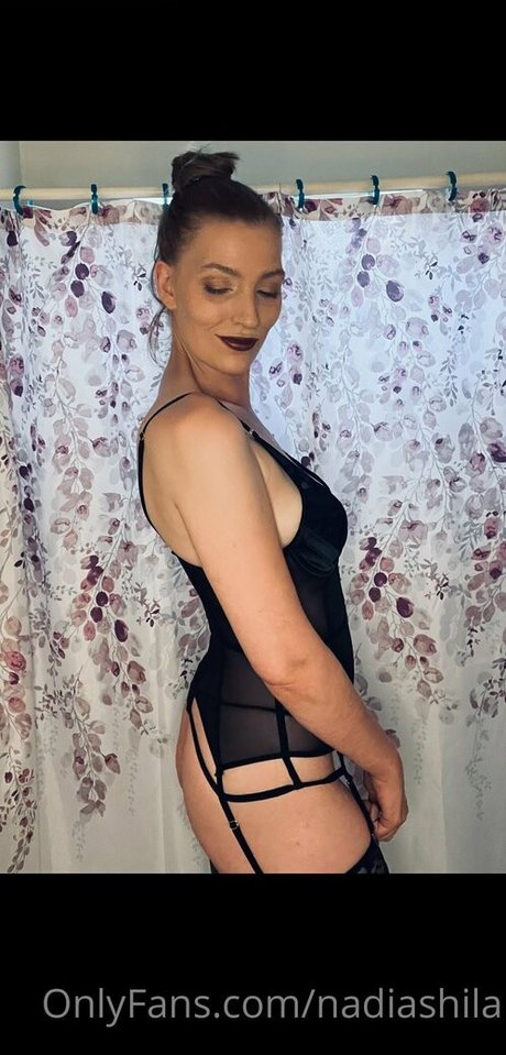 Nadia Shila ポルノスター 写真