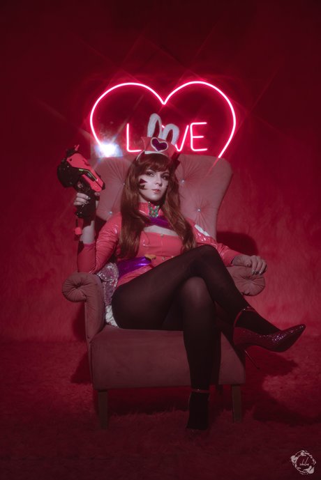 Bizarre Deer ヌード女優 画像