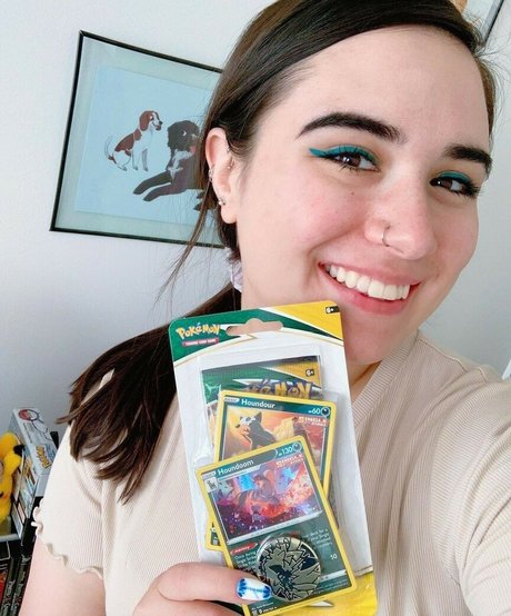 ShiningEdith 裸のスター ギャラリー