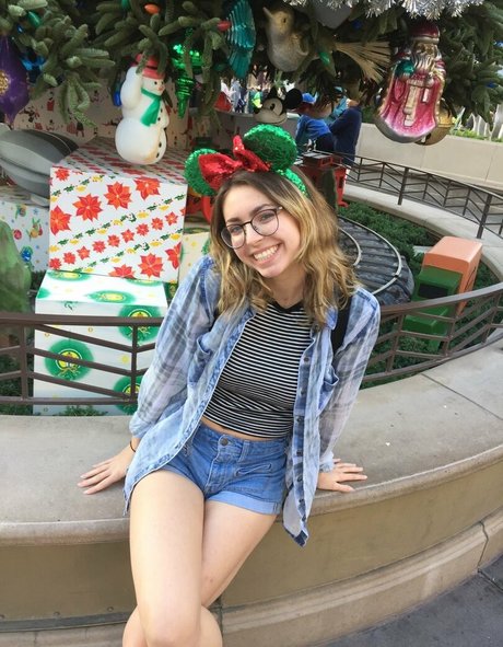 Kayleigh Adams セクシー女優 写真