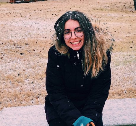 自然な赤毛のオンリーファンズ セクシーヌード 写真