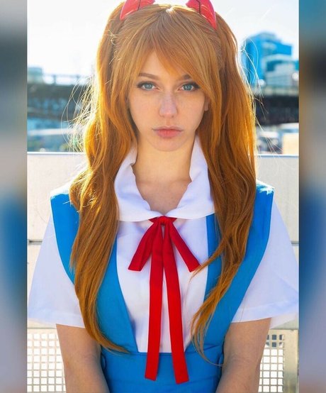 若いティーンのオンリーファンズ セクシーヌード 写真