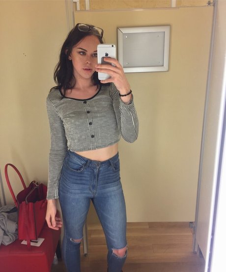 caylie ヌードモデル 写真