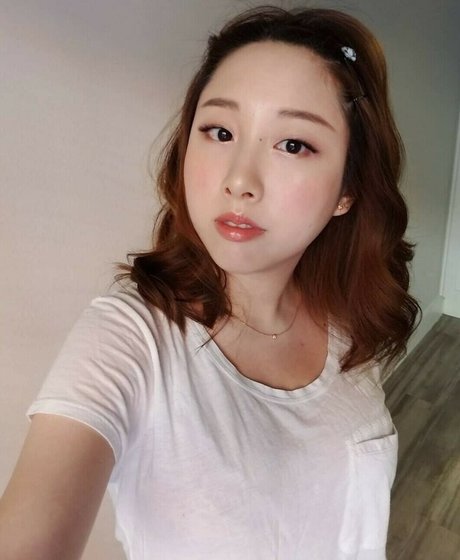 Starsmitten Celine ポルノ女優 画像