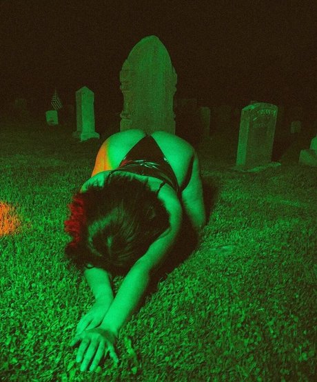 ヌード教師オンリーファンズ セクシーxxx 画像