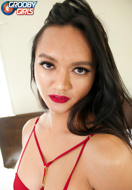 Andrea Zhay ポルノスター 写真