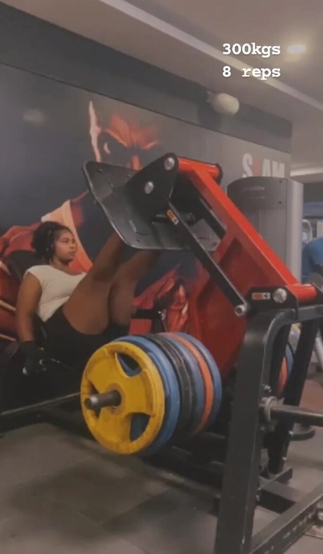 脱衣OnlyFans アート裸 写真