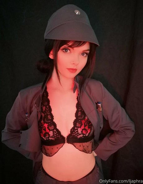 ボールズオンリーファンズ ポルノ 画像