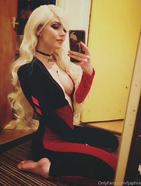 フィットネスインフルエンサーオンリーファンズ えろ 写真