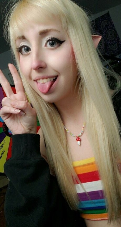 ラテン系ティーンオンリーファンズ エロ 写真