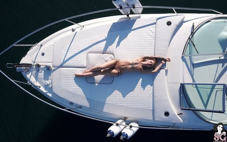 Elisarose トップモデル 画像