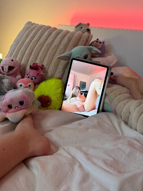 yourbabeelena HDポルノスター 写真