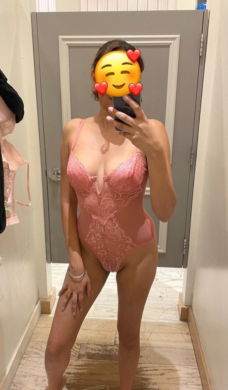 UrFavBrowniez ポルノスター 画像