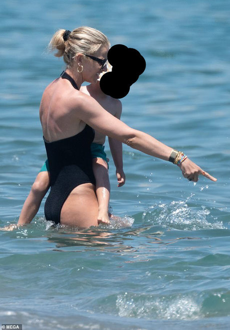 Vogue Williams アダルト女優 ギャラリー