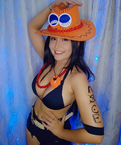 fiorincosplay 無料女優 写真