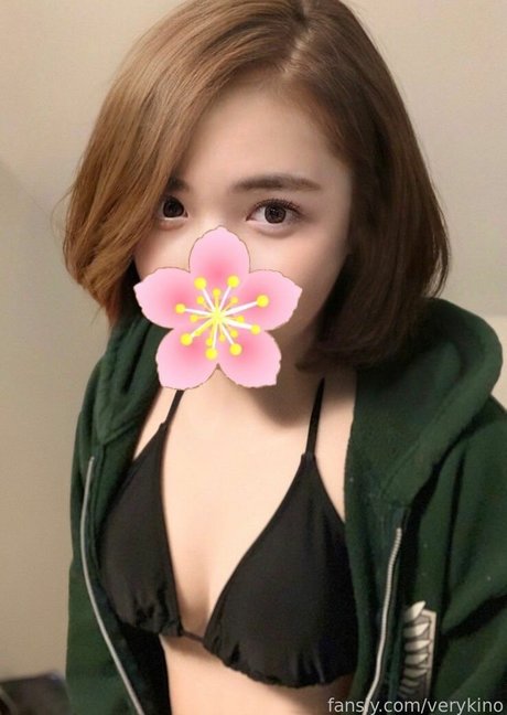 汚れた足オンリーファンズ 美しい裸 写真