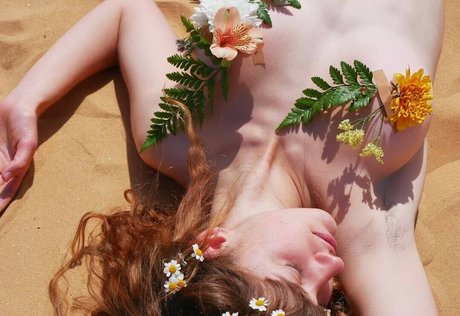 Maya Gott アダルトスター 画像