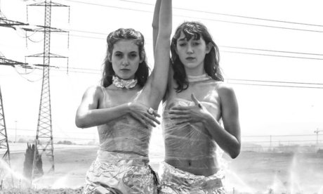 Maya Gott ヌード女優 写真