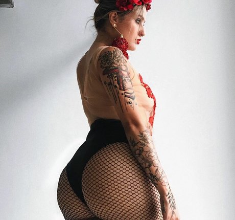 Likeagirlgonewild ホットなポルノスター 画像