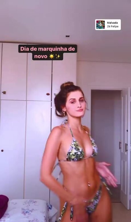 Larissa Prado アート女優 写真