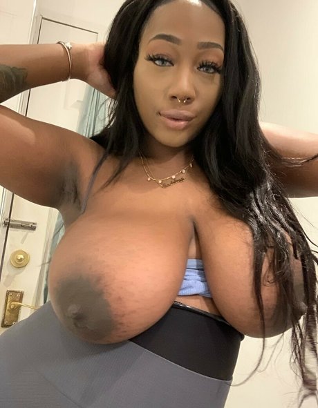 黒人フェムボーイオンリーファンズ 無料裸 写真