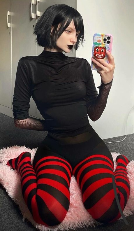 Katie Westwood Caties 可愛いモデル ギャラリー