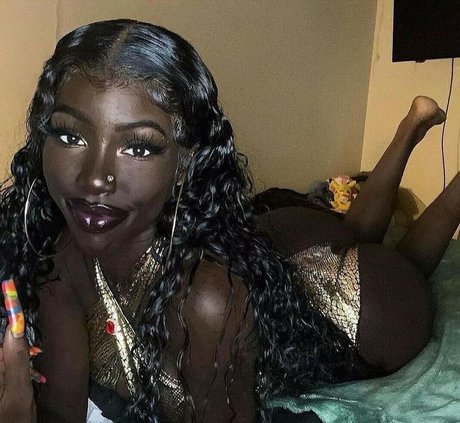 Cyn Kaine 独占女優 画像