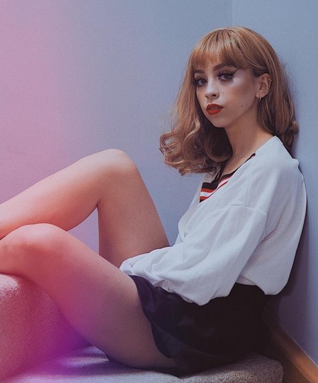 Musicalethan 完璧なモデル 画像