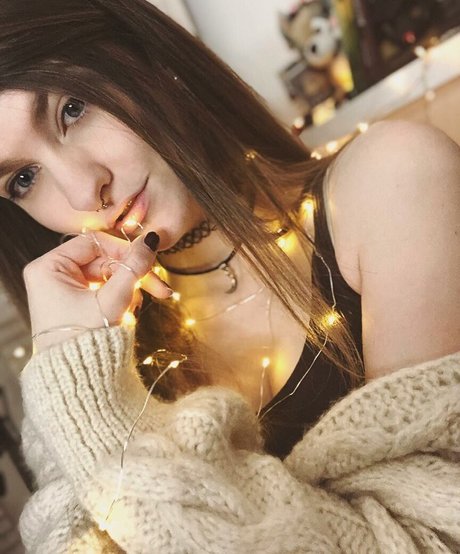 ホットな熟女オンリーファンズ HD ギャラリー