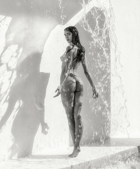 Carley Thornhill セックスモデル 画像