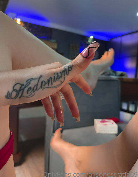 Alison Estrada ヌードモデル ギャラリー