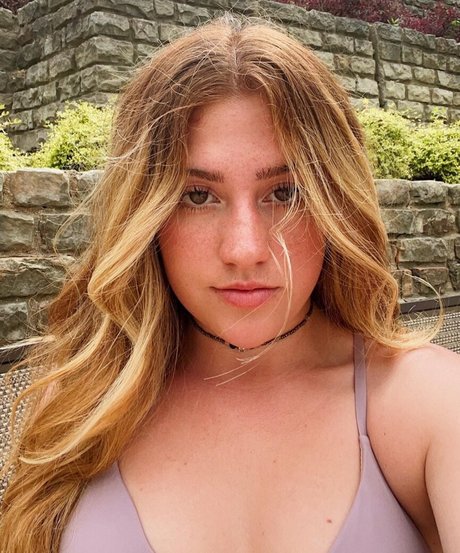 Rred rabbit ホット女優 画像