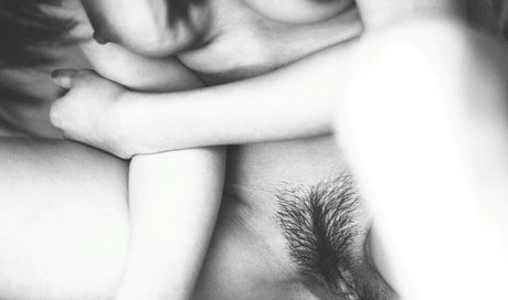 Nakiesheri アートモデル ギャラリー