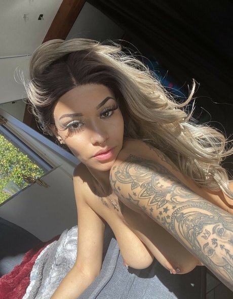 BBWゴスオンリーファンズ ポルノ 画像