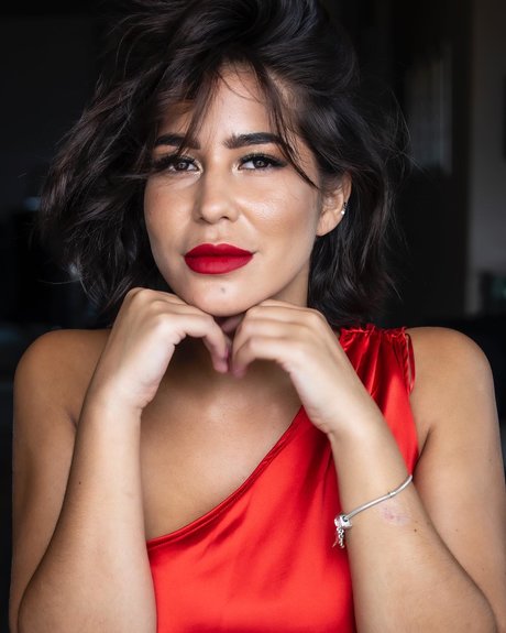 かわいいシーメールオンリーファンズ アダルト無料 ギャラリー