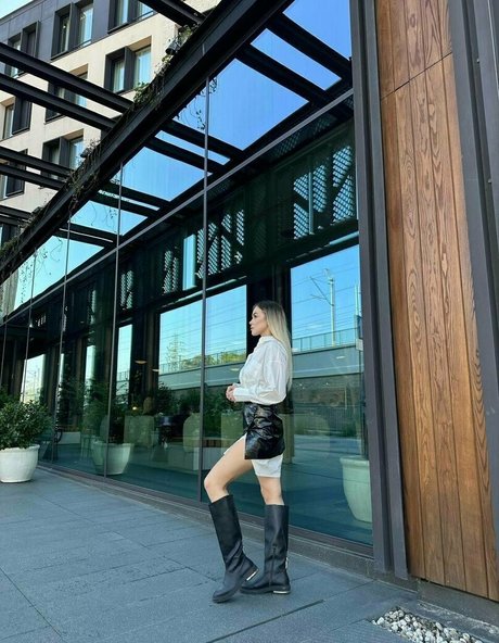 alicebrightt 完璧なスター 画像