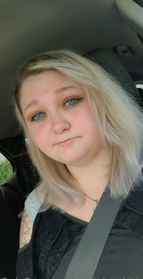 アジア人のティーンの足 オンリーファンズ ホット裸 画像