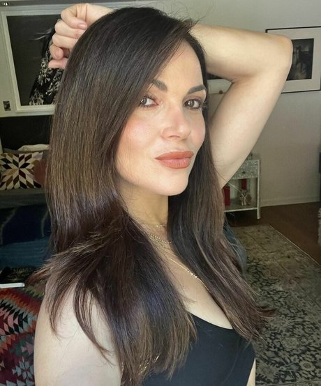 Lana Parilla 美しいモデル 写真