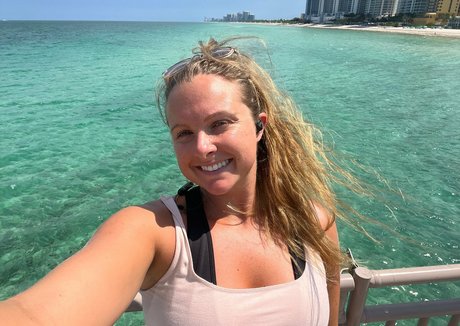 セクシーなドレスOnlyFans トップ ギャラリー