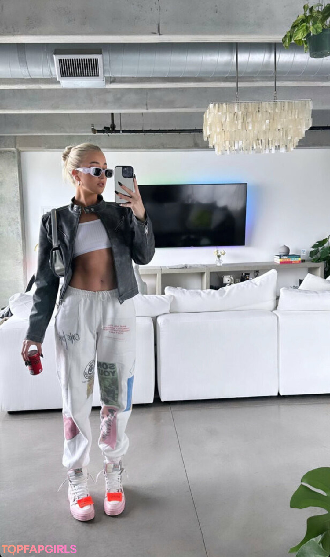 成熟した黒人女性オンリーファンズ ヌード 写真