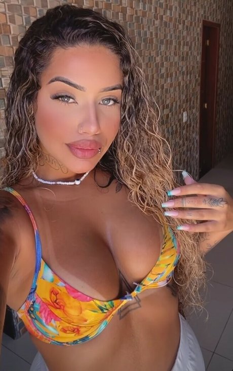 セレブ無料オンリーファンズ 無料アダルト 画像