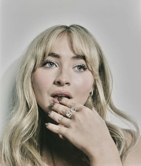 ビキニジンジャーOnlyFans HD 写真