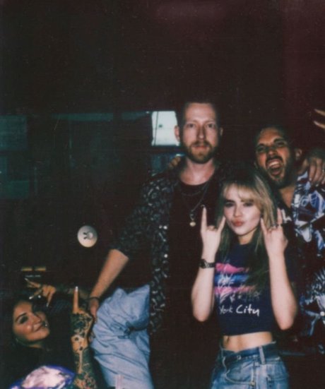 厚い黒檀オンリーファンズ アダルト 写真