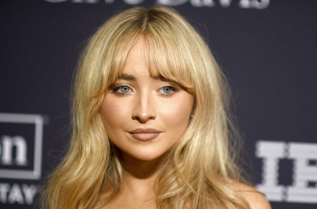 ワークアウト オンリーファンズ ポルノグラフィック 写真